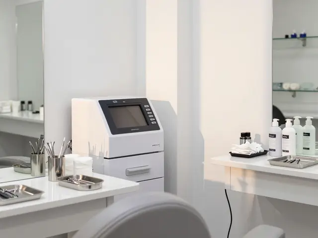 Co opravdu dělá profesionální kosmetička: Den z praxe a povinnosti